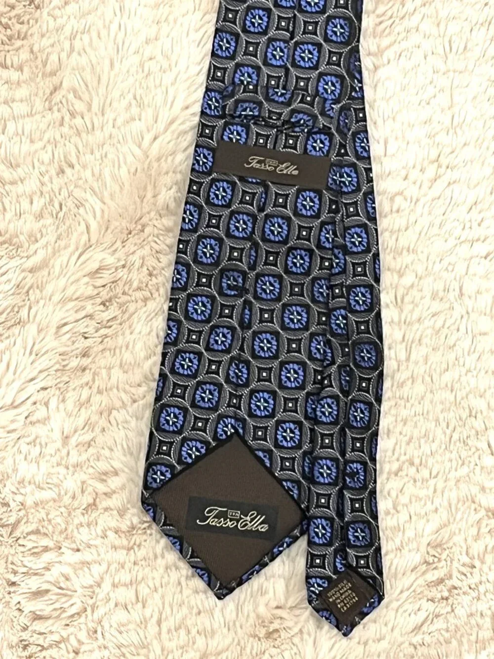 Tasso Elba Men's 100% Silk Geometric Medallion‎ Necktie Blue Gray Black Handmade